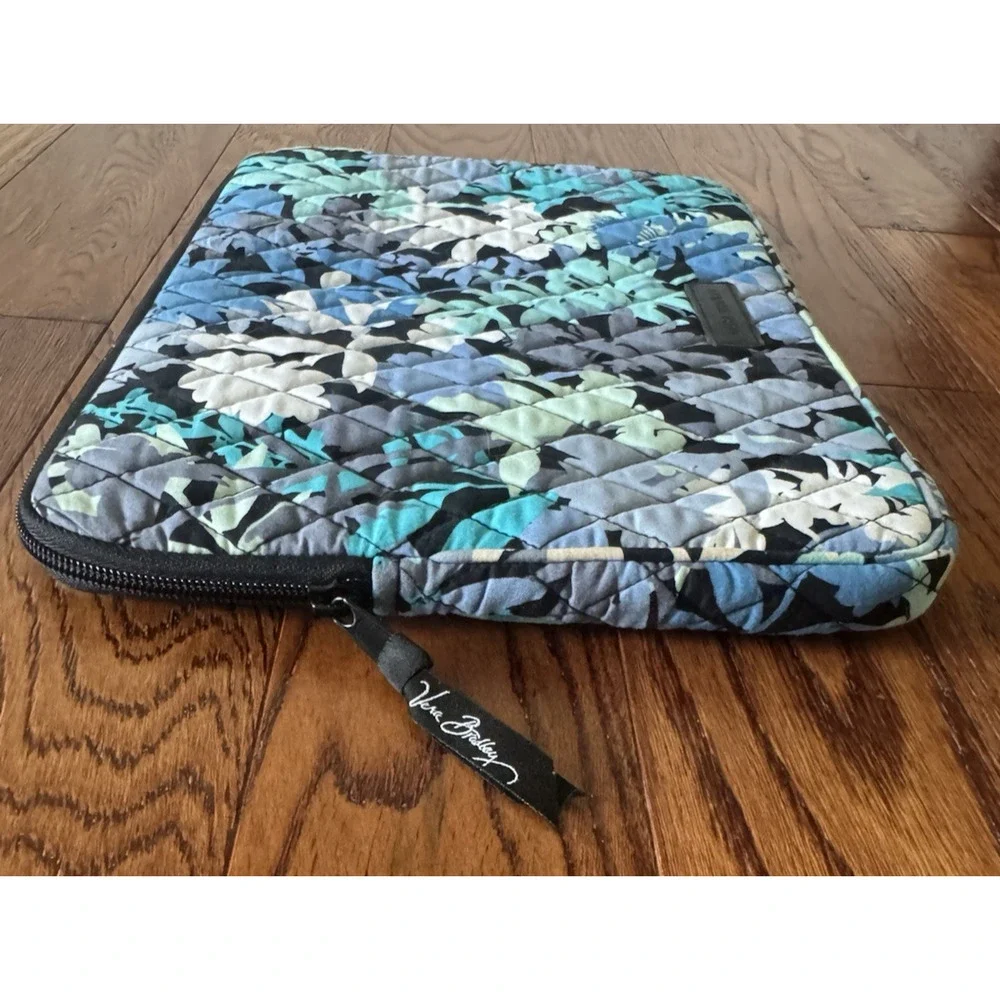 Vera Bradley Laptop Sleeve Camofloral Blue Padded Quilted Abstract Retired